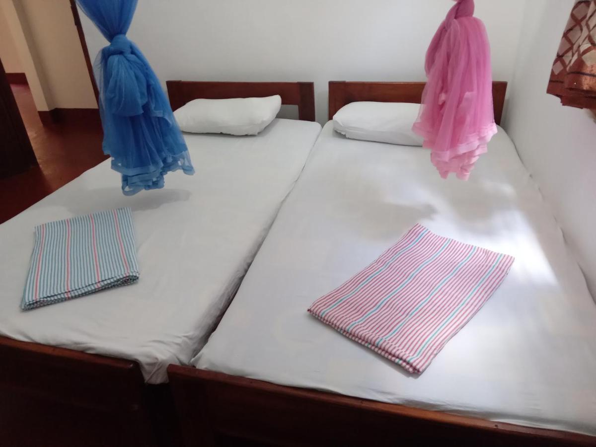 Vibushan Guest House نيلافيلي المظهر الخارجي الصورة