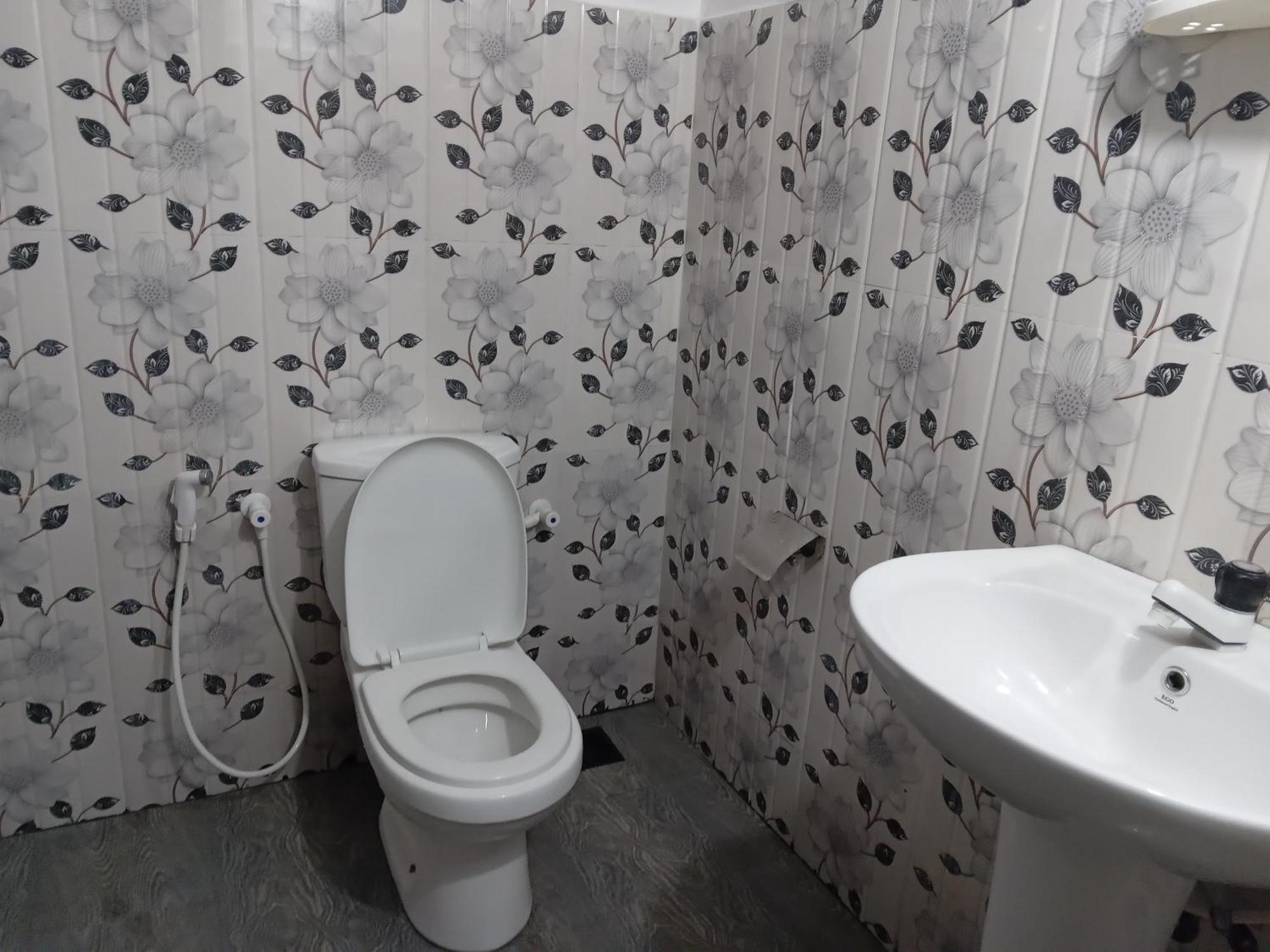 Vibushan Guest House نيلافيلي المظهر الخارجي الصورة