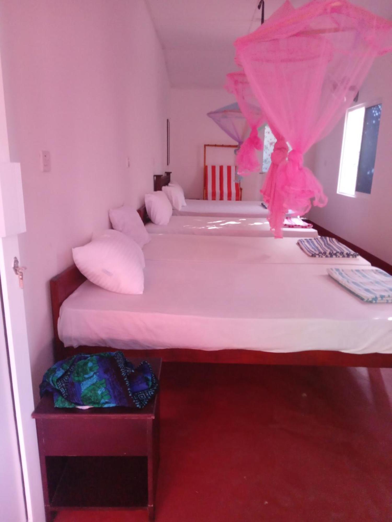 Vibushan Guest House نيلافيلي المظهر الخارجي الصورة