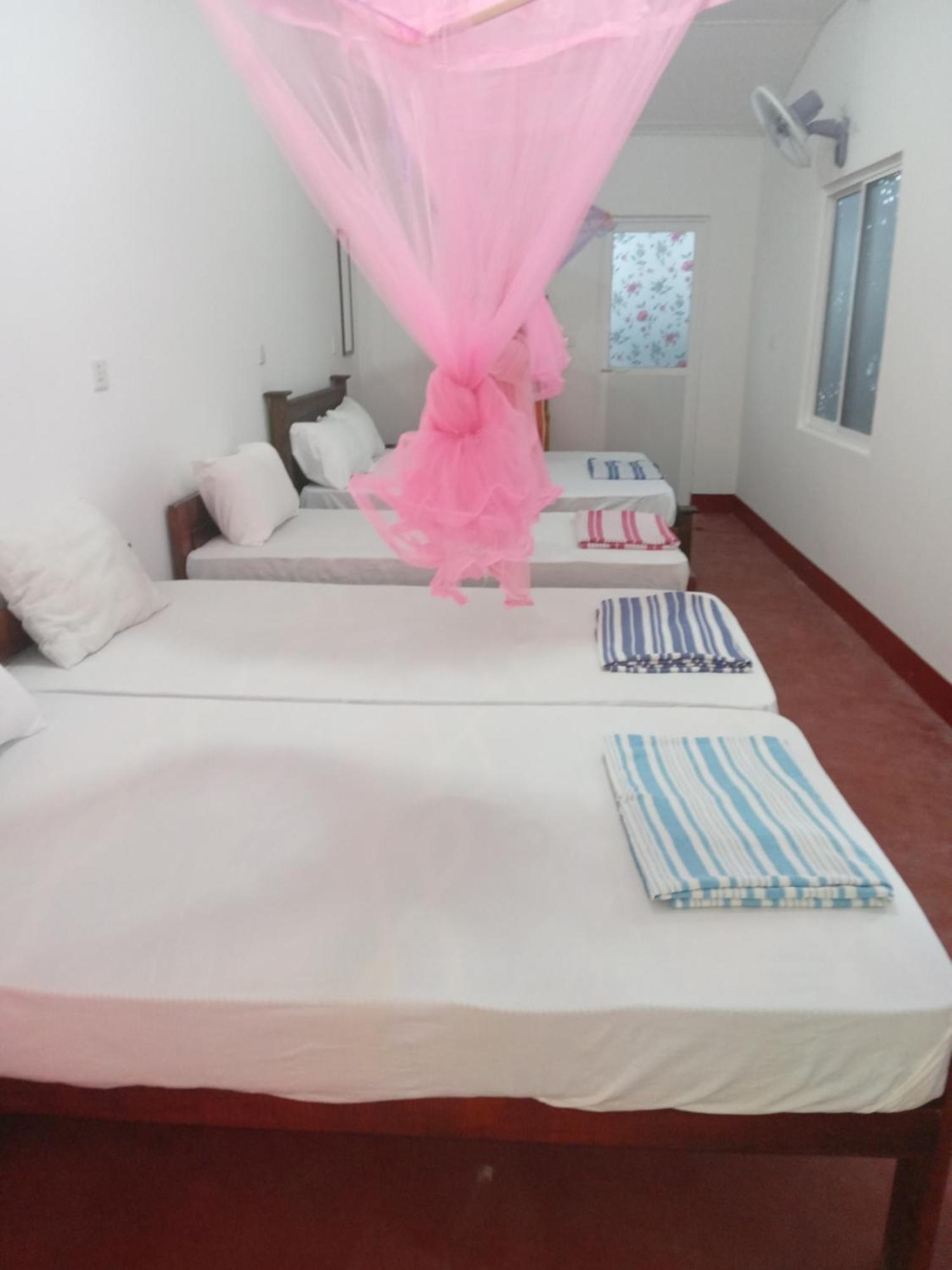 Vibushan Guest House نيلافيلي المظهر الخارجي الصورة