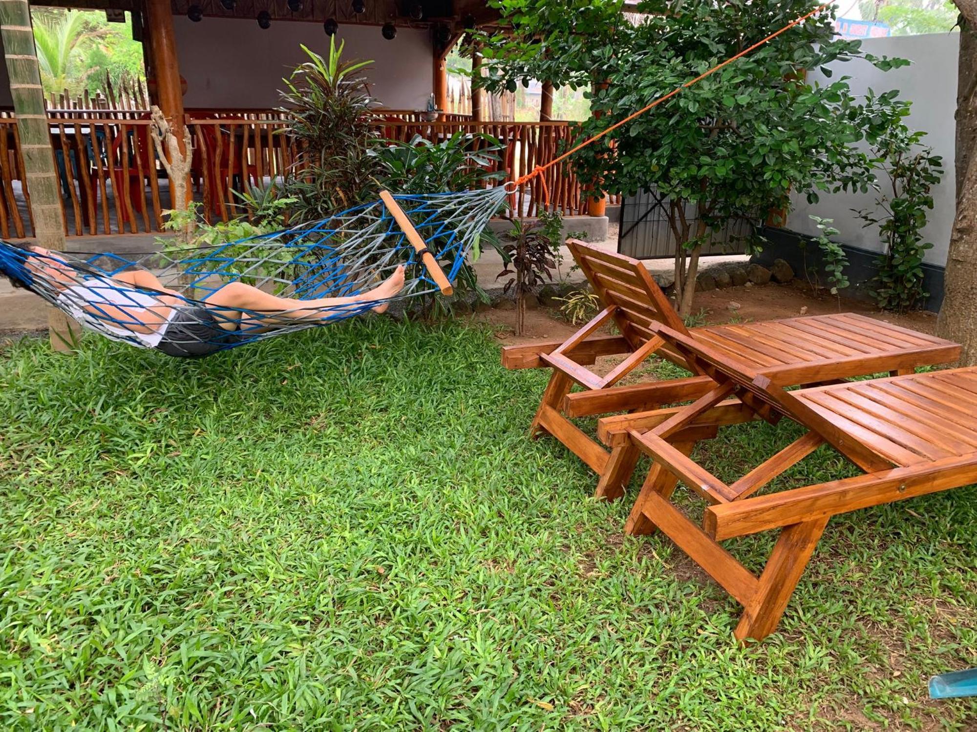 Vibushan Guest House نيلافيلي المظهر الخارجي الصورة