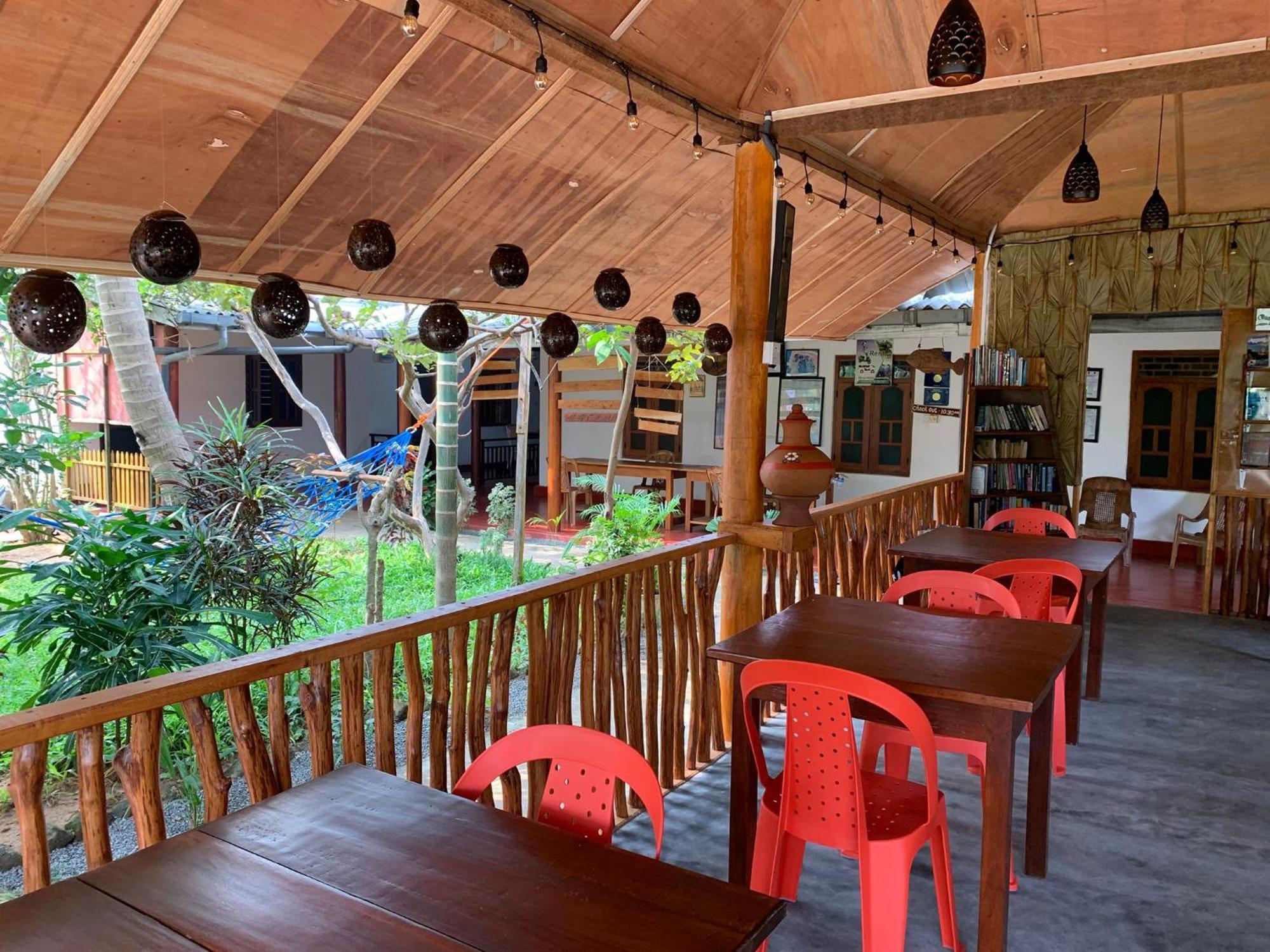 Vibushan Guest House نيلافيلي المظهر الخارجي الصورة