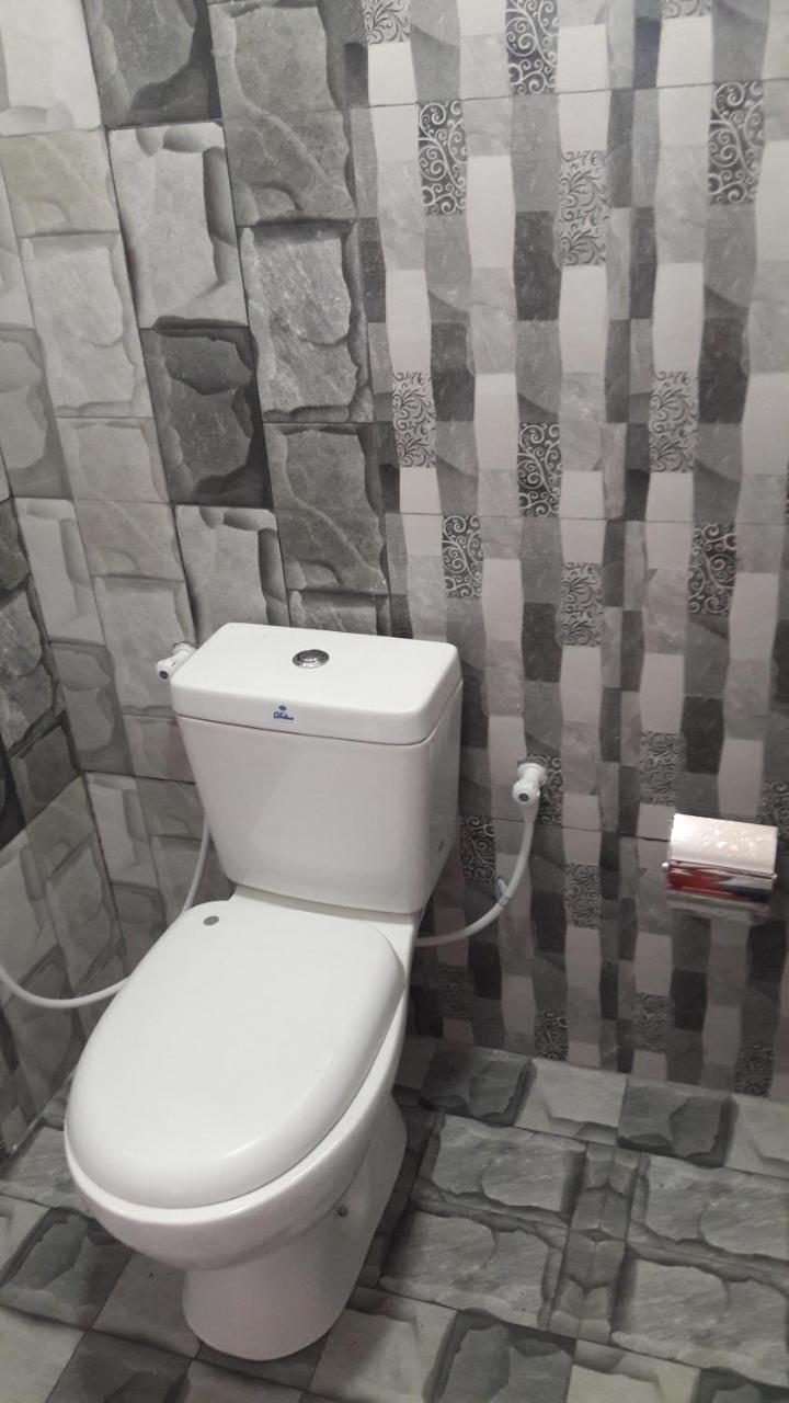 Vibushan Guest House نيلافيلي المظهر الخارجي الصورة